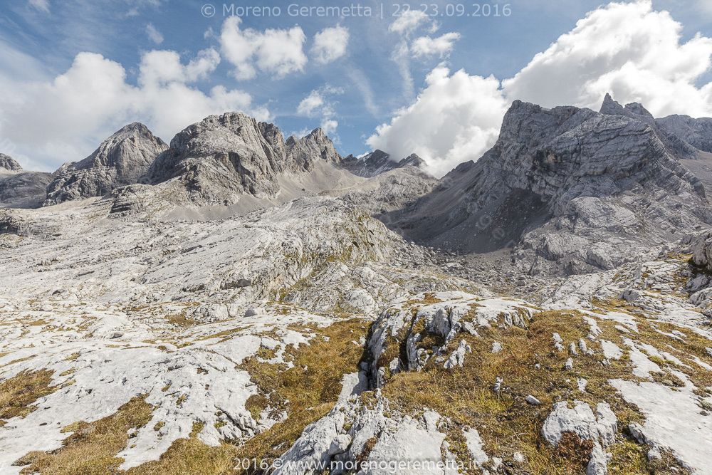 Panorama dal bivacco Tiziano sul pianoro glaciale | Marmarole